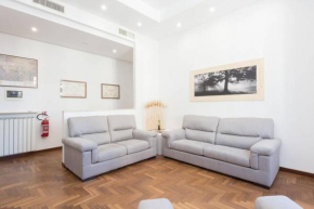 Popolo Elegant Two Bedroom Apartment